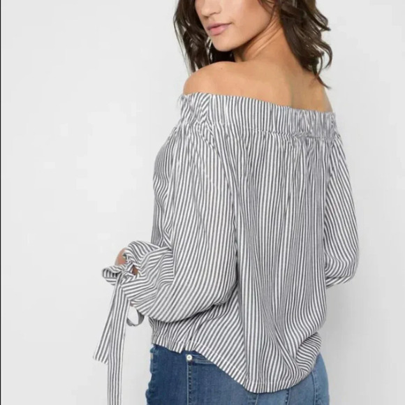 NEW 7 For All Mankind Off the Shoulder Striped Bow Tie Sleeves Blouse - Picture 4 of 9